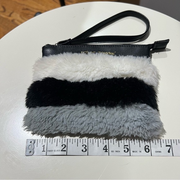 Betsey Johnson Black and Gray Striped Clutch - Picture 5 of 6